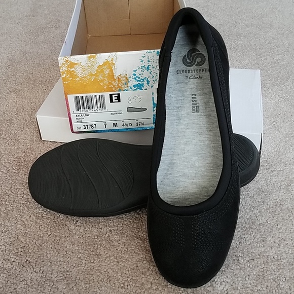 Shoes - Picture 2 of 4